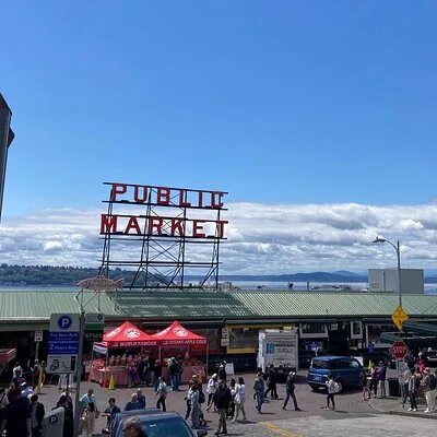 Food Tasting & Arts Tour of Pike Place Market